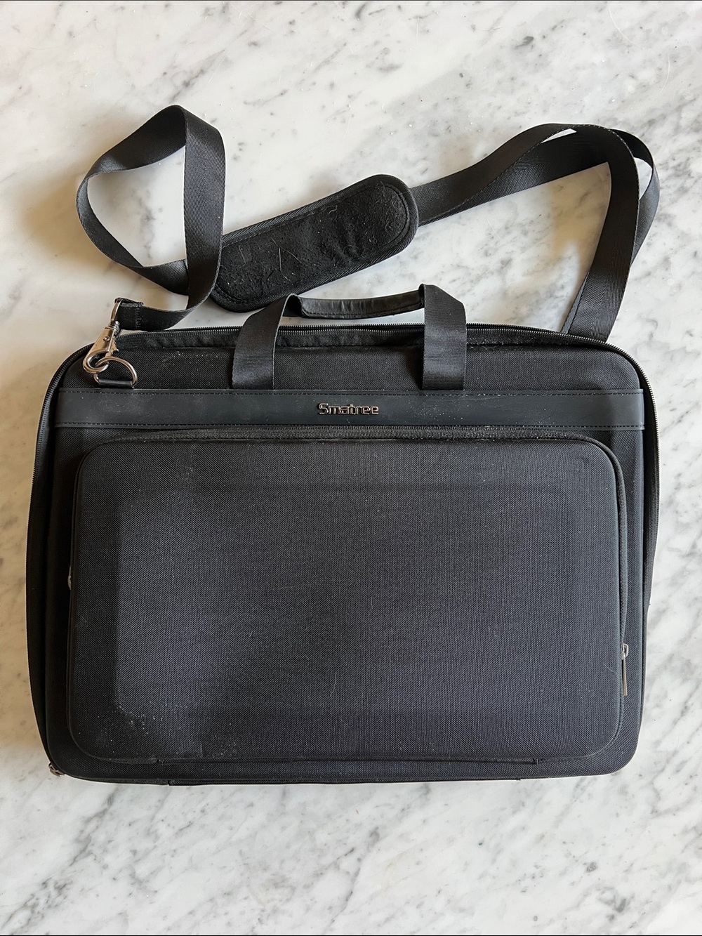 Smatree Black Heavy Duty Hard Laptop Case Shoulder Strap Briefcase
